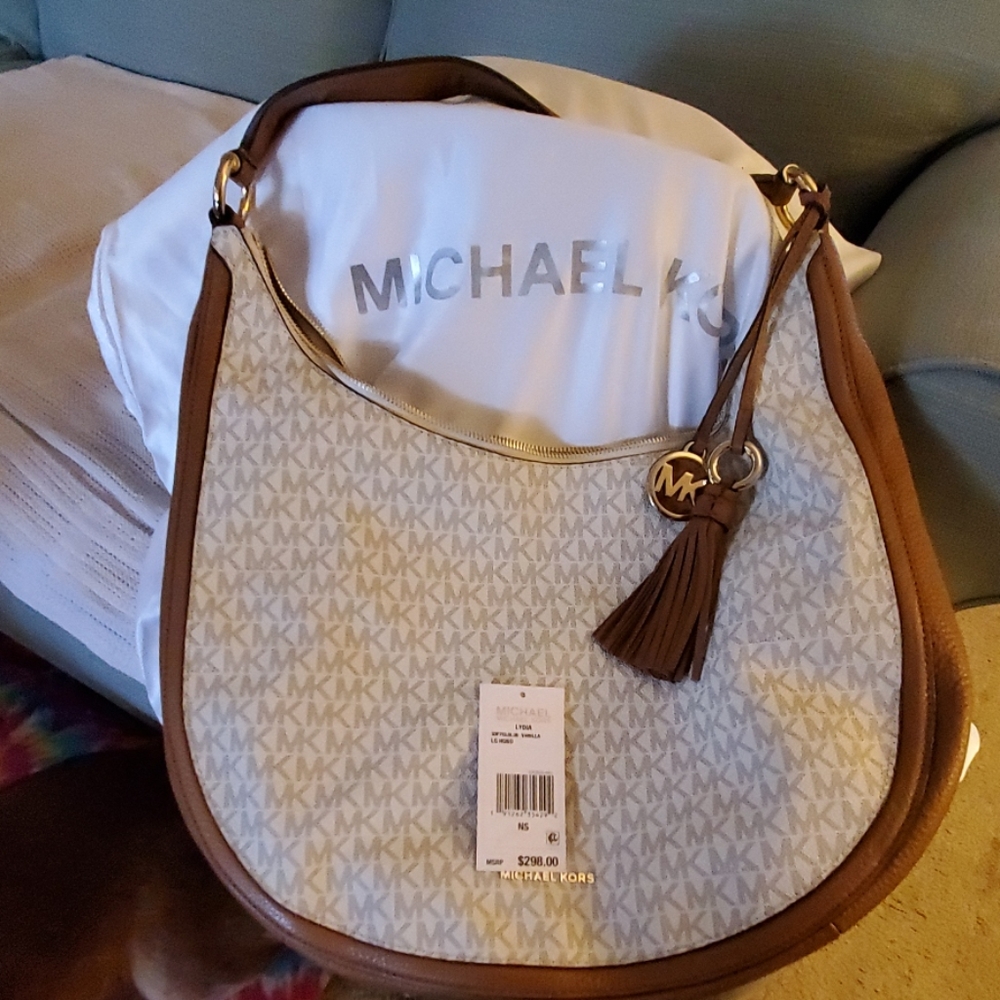Michael Kors hobo purse